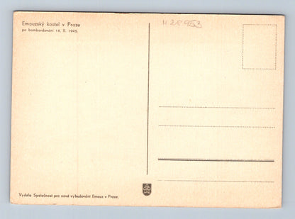 Pohlednice Praha Emauzský kostel po bombardování 1945 (M28953)
