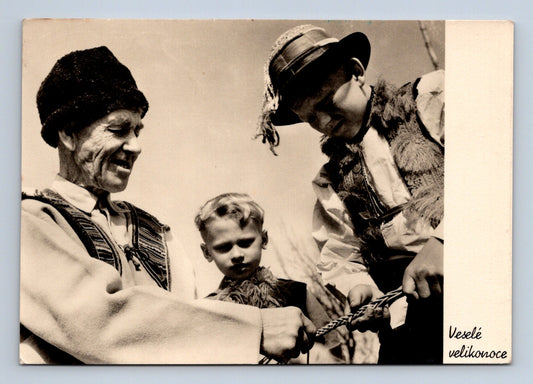 Pohlednice Slovácko pletení tatárů Veselé velikonoce 1959 (M29104)