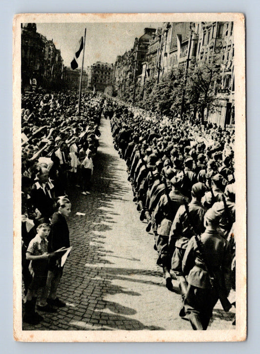 Pohlednice Praha Václavské náměstí pochod ČS armády (M29185)