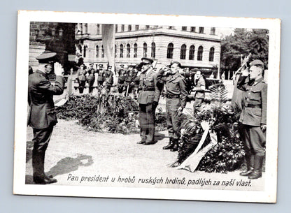 Pohlednice Československo Prezident u hrobů ruských hrdinů (M29197)