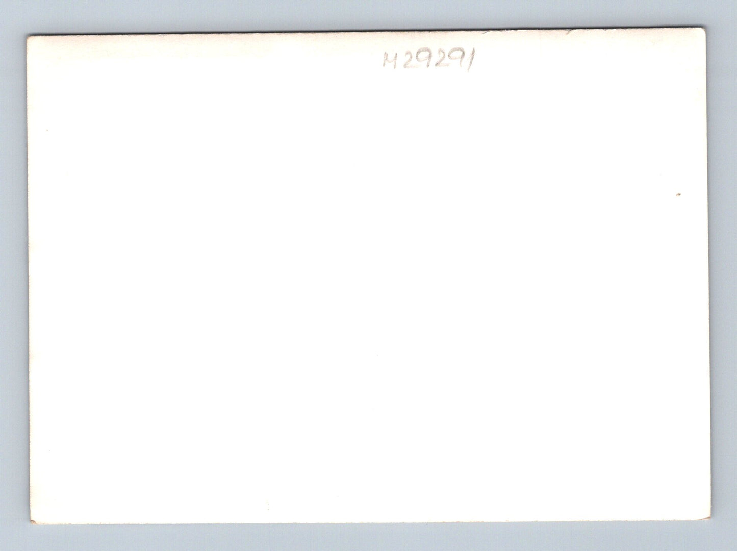 Stará fotografie zasněžená krajina s jezerem a městem (M29291)