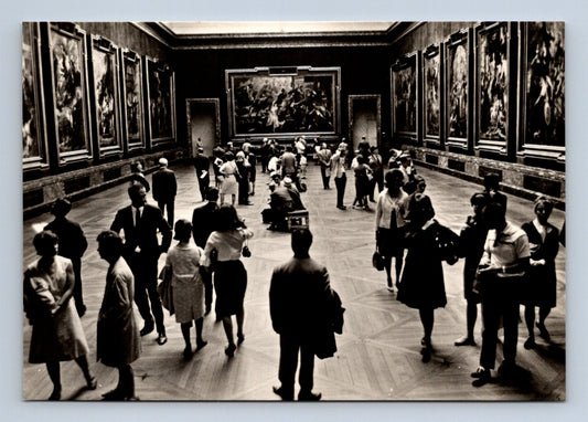Pohlednice Francie Louvre interiér 1965 (M29346)