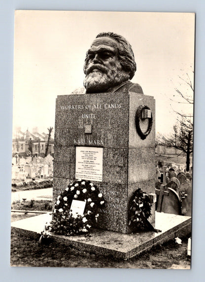Pohlednice Velká Británie Londýn Karl Marx hrobka 1965 (M29408)