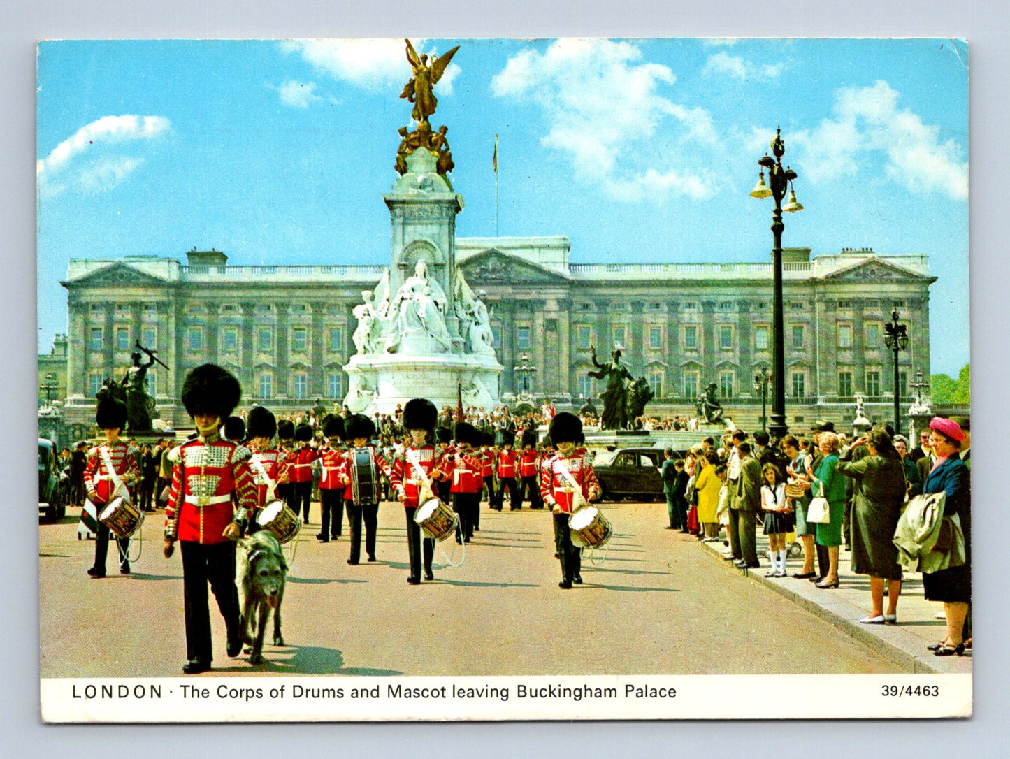 Velká Británie Londýn pochod u Buckinghamského paláce 1973 (M29418)