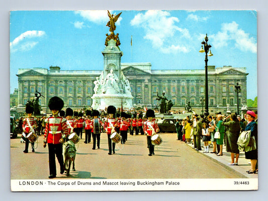 Velká Británie Londýn pochod u Buckinghamského paláce 1973 (M29418)