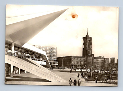Pohlednice Německo Berlín Rathaus a Ausstellungszentrum 1973 (M29471)