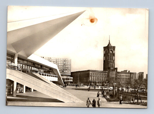 Pohlednice Německo Berlín Rathaus a Ausstellungszentrum 1973 (M29471)