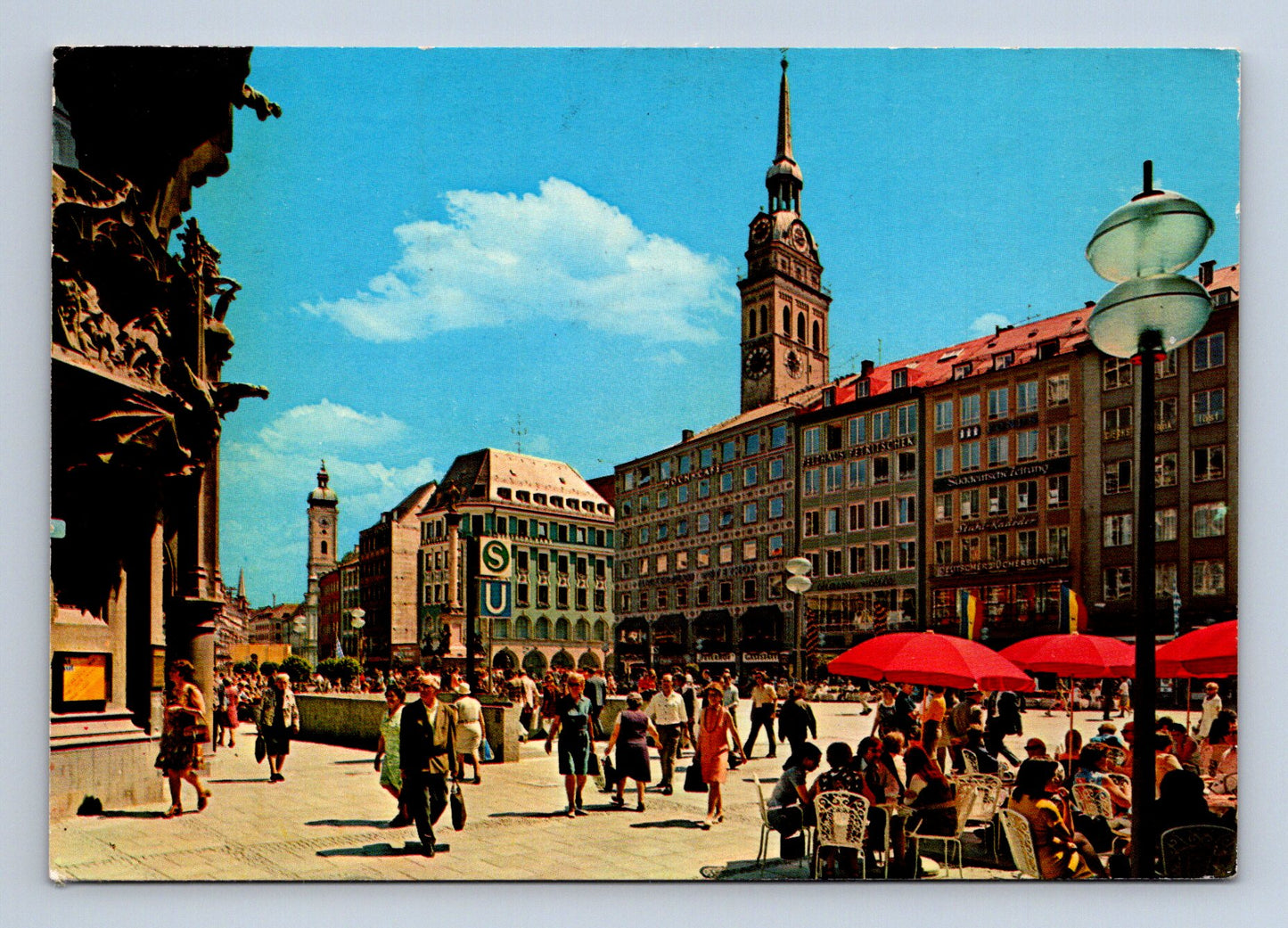 Pohlednice Německo Mnichov náměstí s kostelem 1965 (M29494)