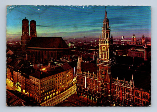 Pohlednice Německo Mnichov Rathaus a Frauenkirche 1948 (M29510)