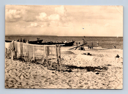 Pohlednice Německo Ostseebad Baabe pláž rybářské sítě 1968 (M29516)