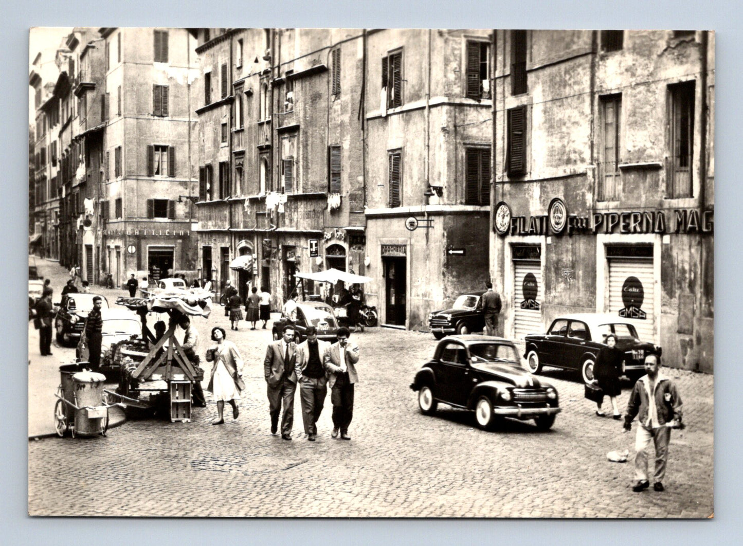 Pohlednice Itálie Řím Trastevere pouliční scéna 1964 (M29694)