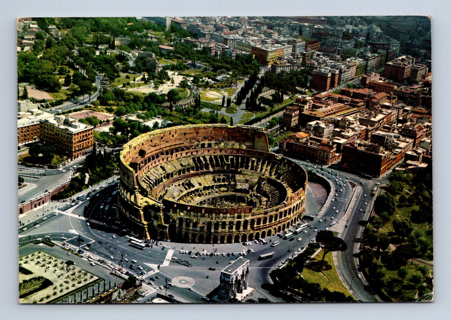 Pohlednice Itálie Řím Koloseum 1990 (M29736)