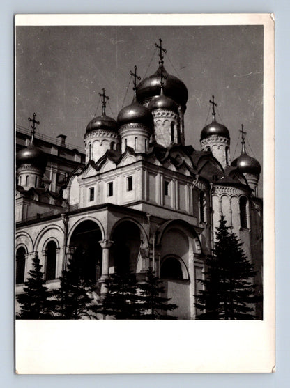 Stará fotografie kostel s cibulovými kupolemi (M29979)