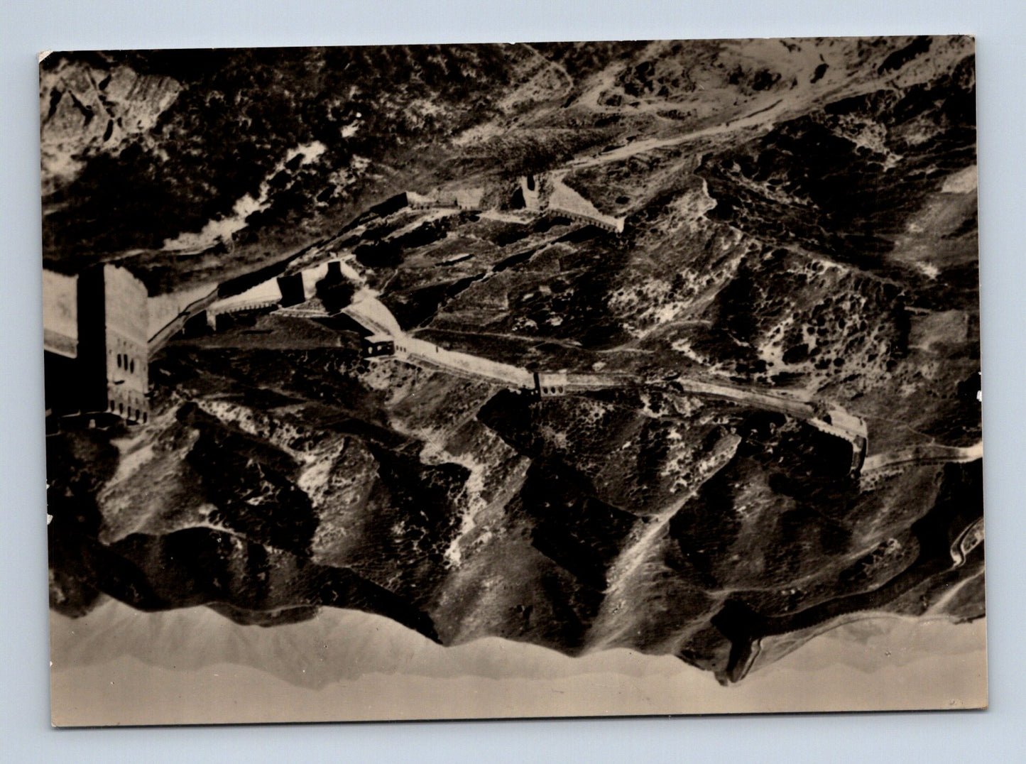 Pohlednice Čína Velká čínská zeď letecký pohled 1964 (M30003)