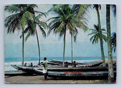 Pohlednice Ghana pláž palmy lodě 1965 (M30035)