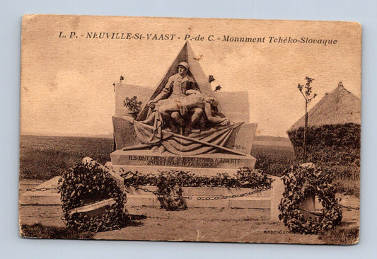 Pohlednice Francie Neuville-St-Vaast čs. památník (M30194)