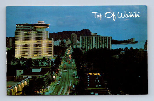 Pohlednice USA Waikiki Kalakaua Avenue noční panorama (M30214)
