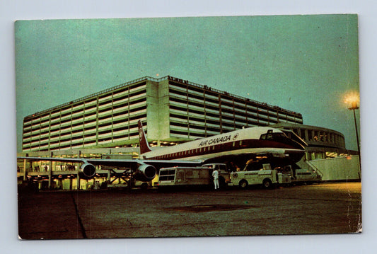 Pohlednice Kanada Toronto letiště Air Canada v noci (M30218)