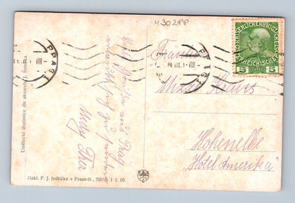 Praha Mikulášský chrám ze Schönbornské zahrady 1908 (M30288)