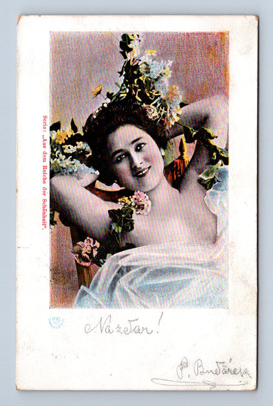 Pohlednice Praha žena s květinami 1908 (M30373)