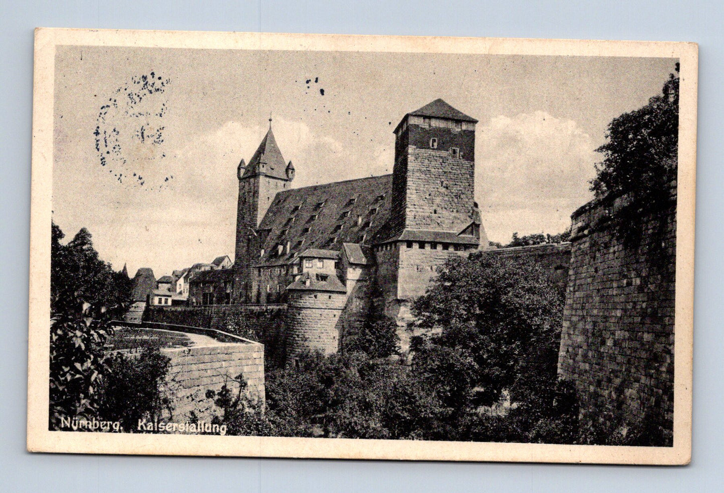 Pohlednice Německo Norimberk Kaiserstallung 1942 (M30418)