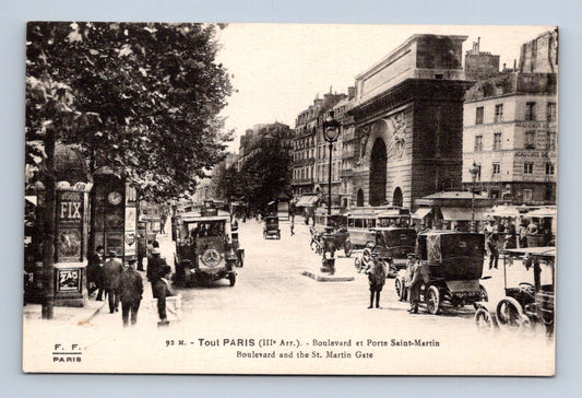 Pohlednice Francie Paříž Boulevard a Porte Saint-Martin (M30447)