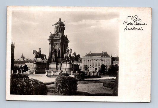 Pohlednice Rakousko Vídeň Marie Terezie pomník (M30523)