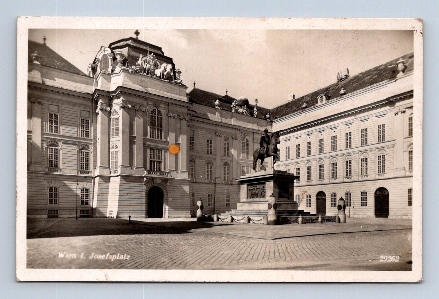 Pohlednice Rakousko Vídeň Josefsplatz jezdecká socha (M30534)