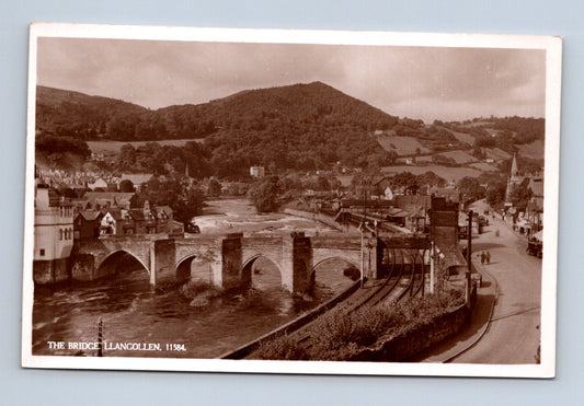 Pohlednice Velká Británie Llangollen most a město (M30585)