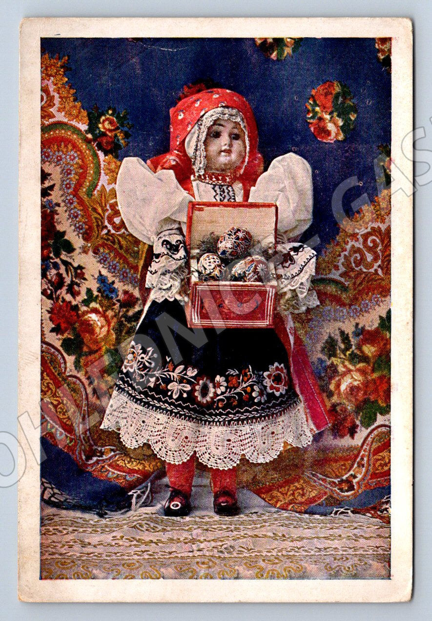 Postcard girl in traditional costume with Easter eggs 1939 (M3062)