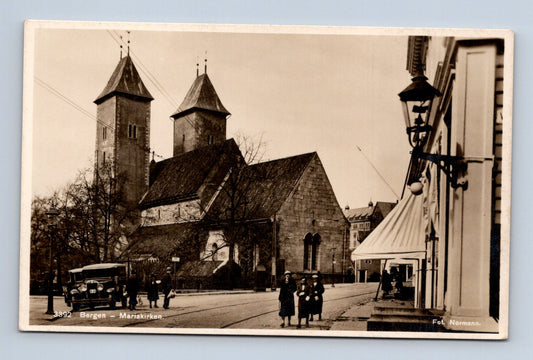 Pohlednice Norsko Bergen Mariakirken (M30621)
