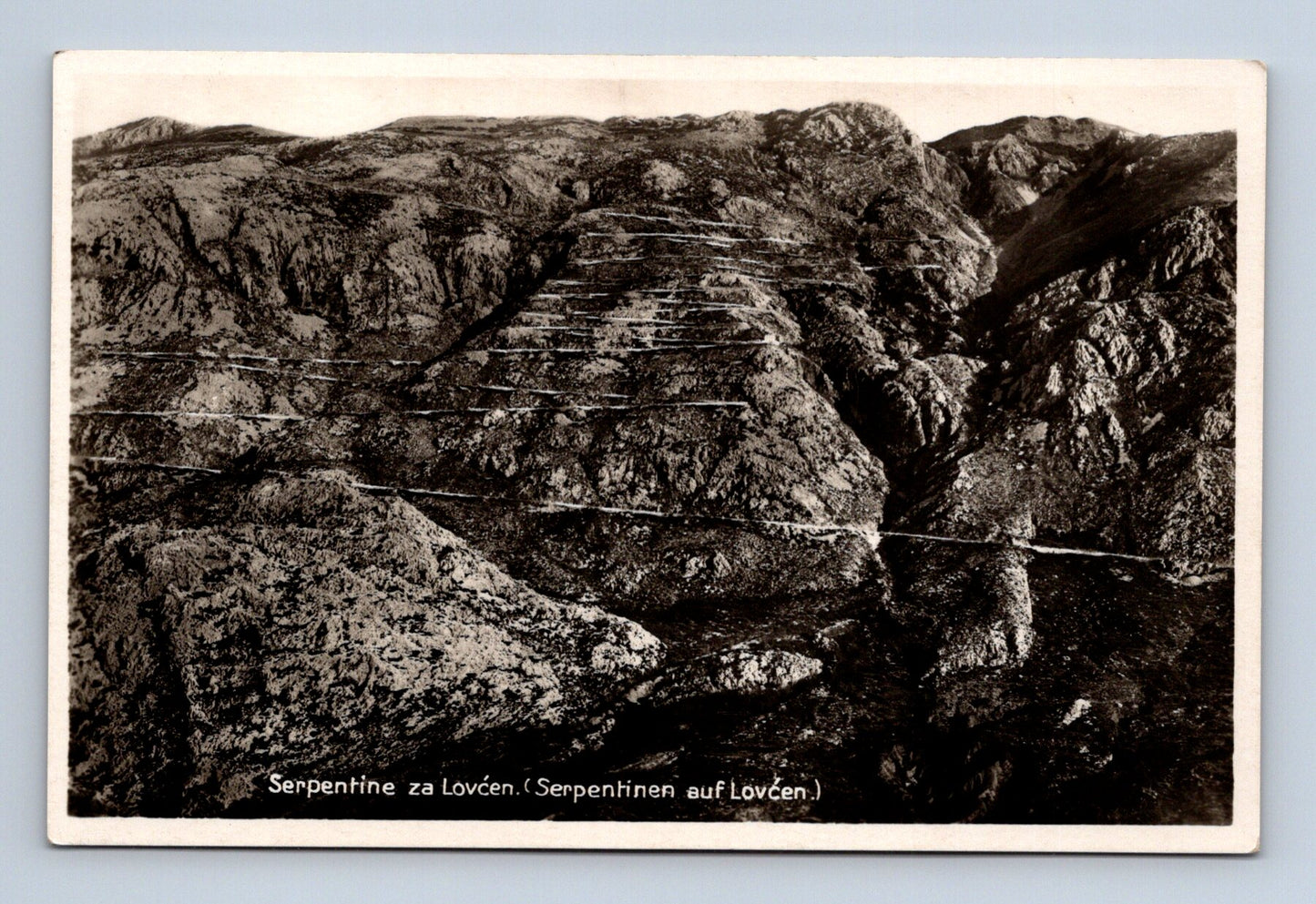 Pohlednice Černá Hora Serpentine za Lovćen (M30689)
