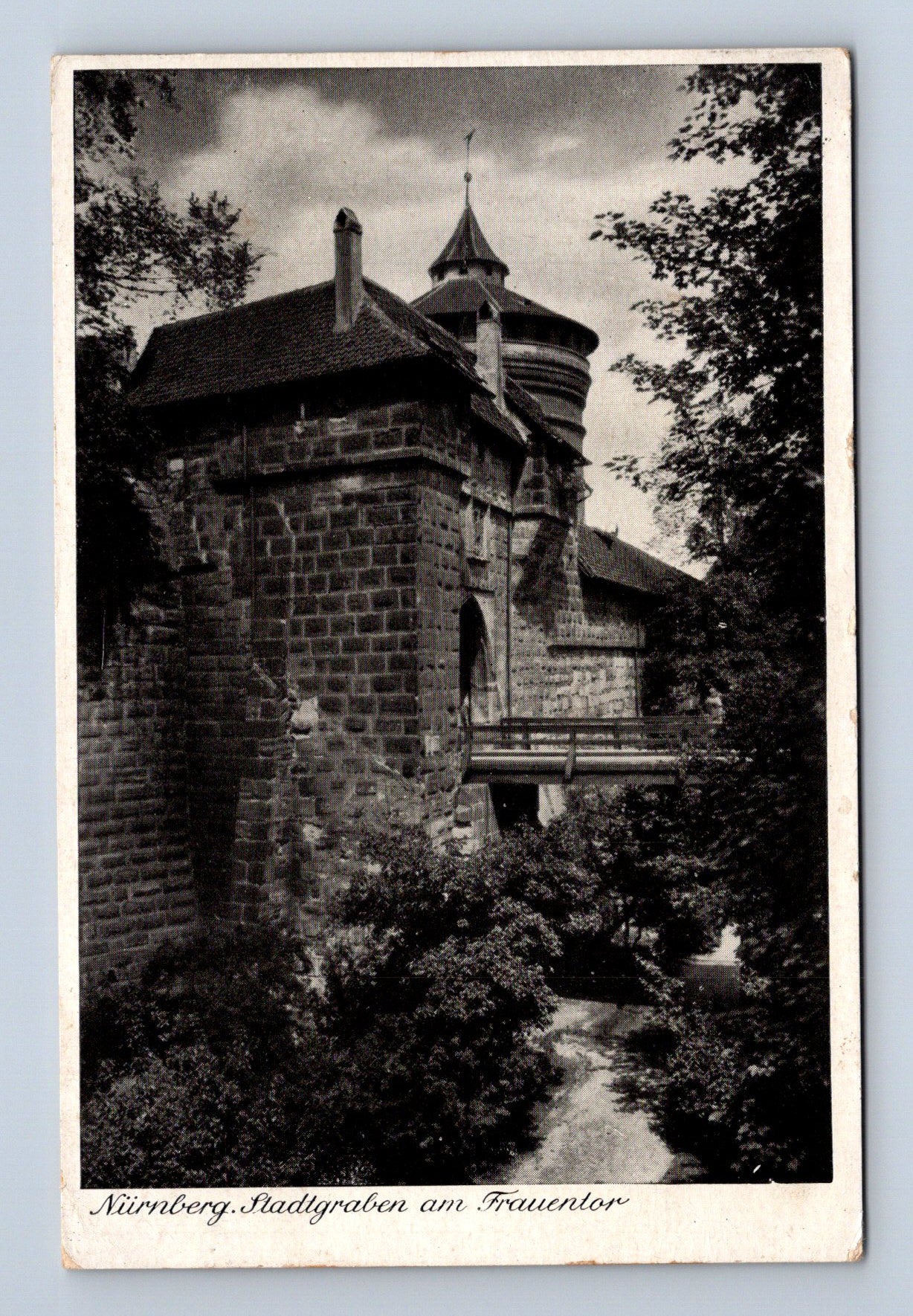 Pohlednice Německo Norimberk Frauentor 1944 (M30703)