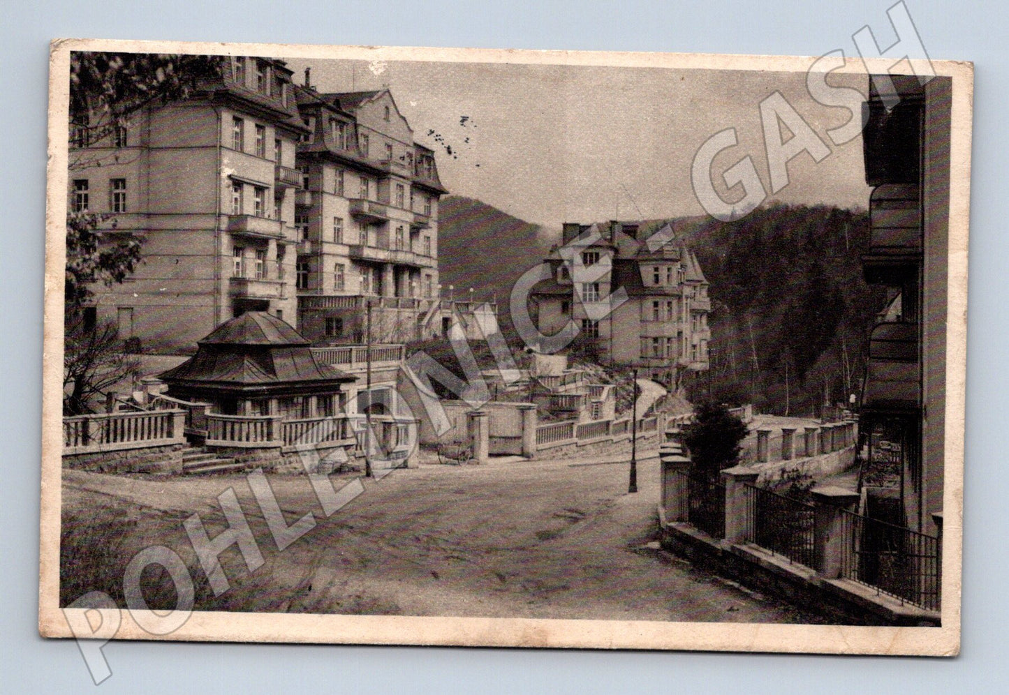Pohlednice Karlovy Vary Křižíkova ulice 1943 (M30883)