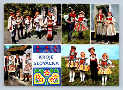 Postcard Folk costumes of Slovakia traditional costumes (M3089)