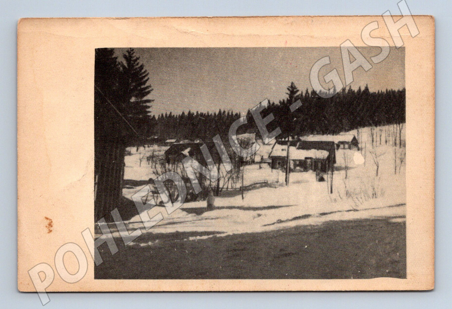 Stará fotografie zasněžená krajina s domy (M30892)