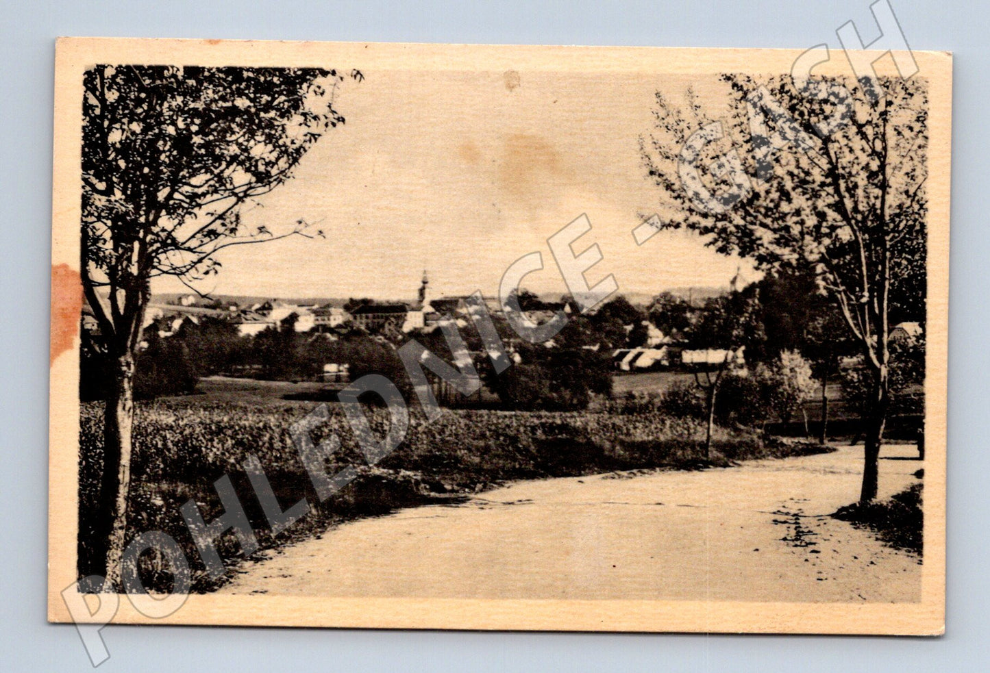 Pohlednice Kamenice n. L. celkový pohled (M30921)
