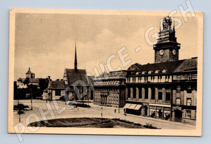 Pohlednice Pardubice náměstí kostel a věž 1941 (M30960)