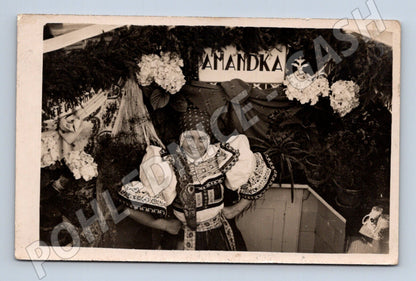 Stará fotografie Lázně Luhačovice žena v kroji (M31092)