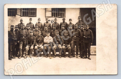 Postcard soldiers 1914 rare shot (M3121)