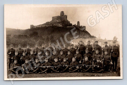 Postcard soldiers in front of Trečín Castle (M3126)