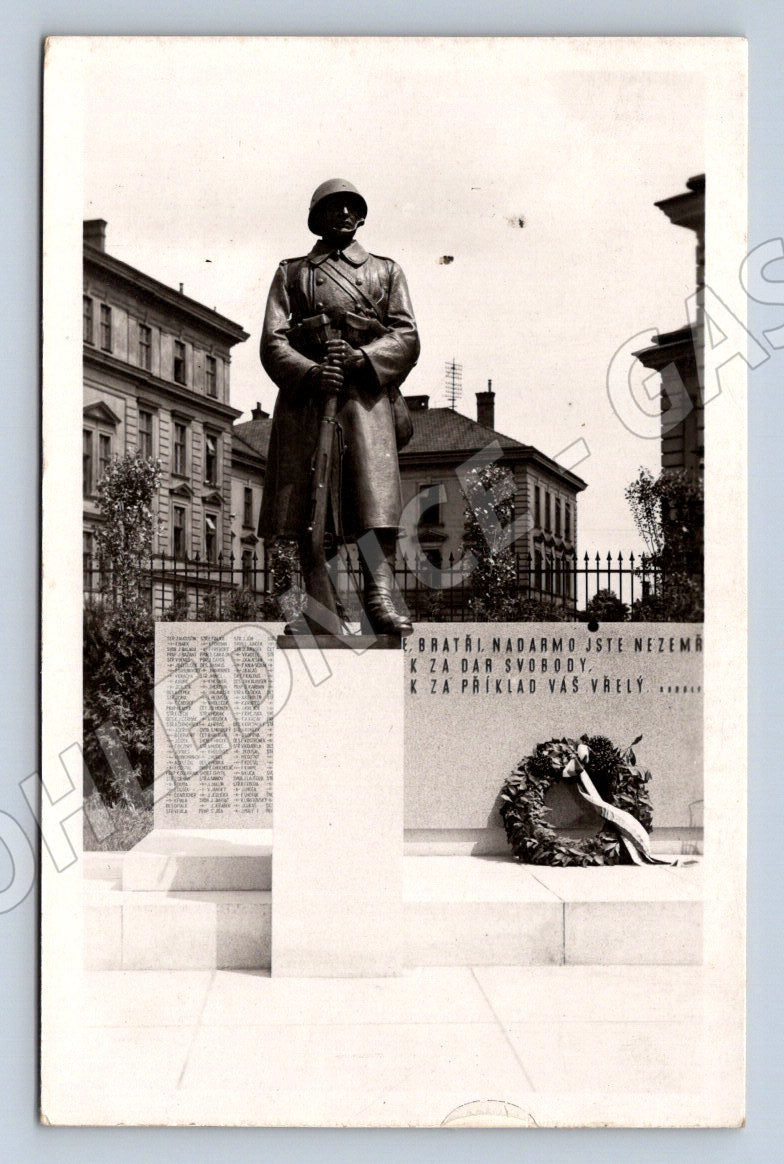 Postcard soldier's monument Czech city (M3133)