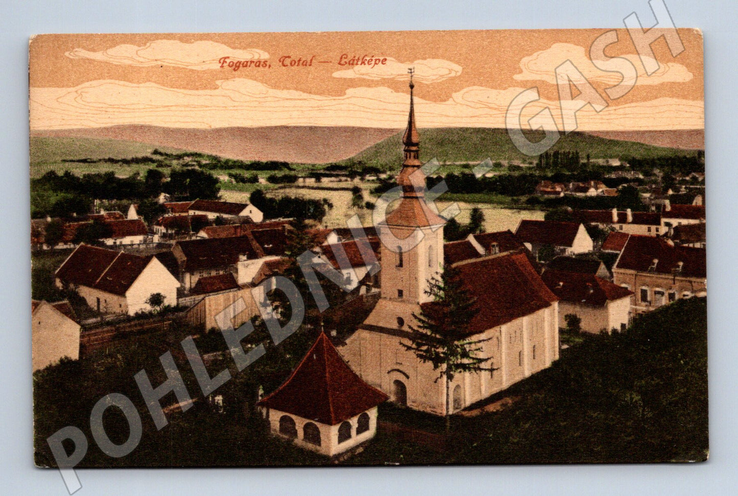 Pohlednice Rumunsko Fogarás kostel krajina (M31363)
