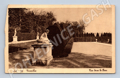 Pohlednice Francie Versailles park se sochami (M31404)