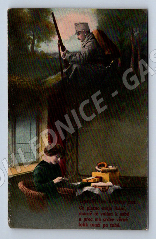Postcard woman reading a letter to a soldier with a rifle (M3145)