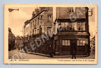Pohlednice Francie Guingamp ulice a staré domy (M31495)