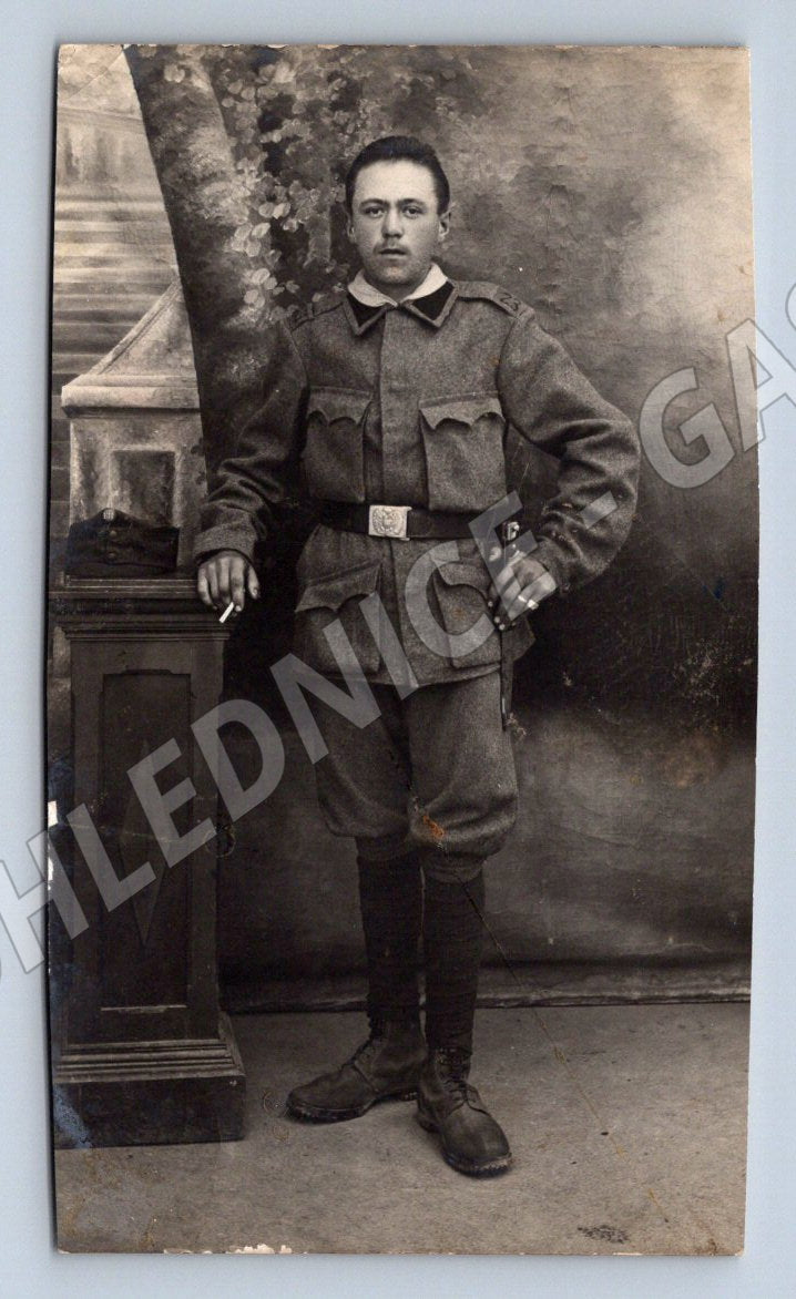 Pohlednice herec ve vojenské uniformě pozdrav (M3162)