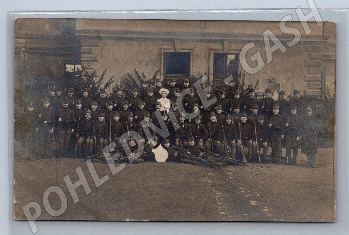 Pohlednice vojenská skupina věnování Praha (M3169)