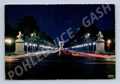 Pohlednice Francie Paříž Champs-Élysées v noci 1934 (M31892)