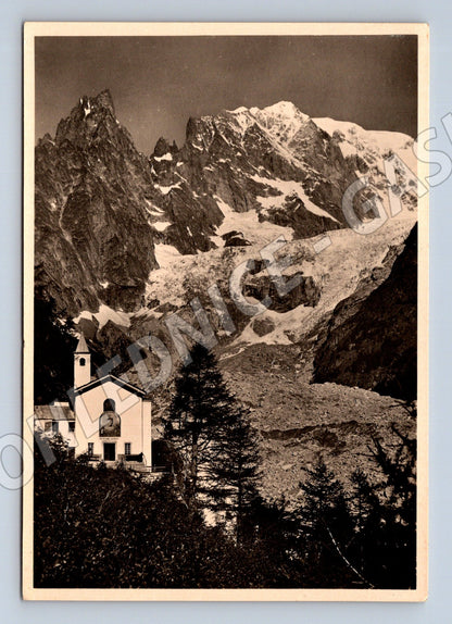 Pohlednice Itálie Courmayeur kostel a hora (M31952)